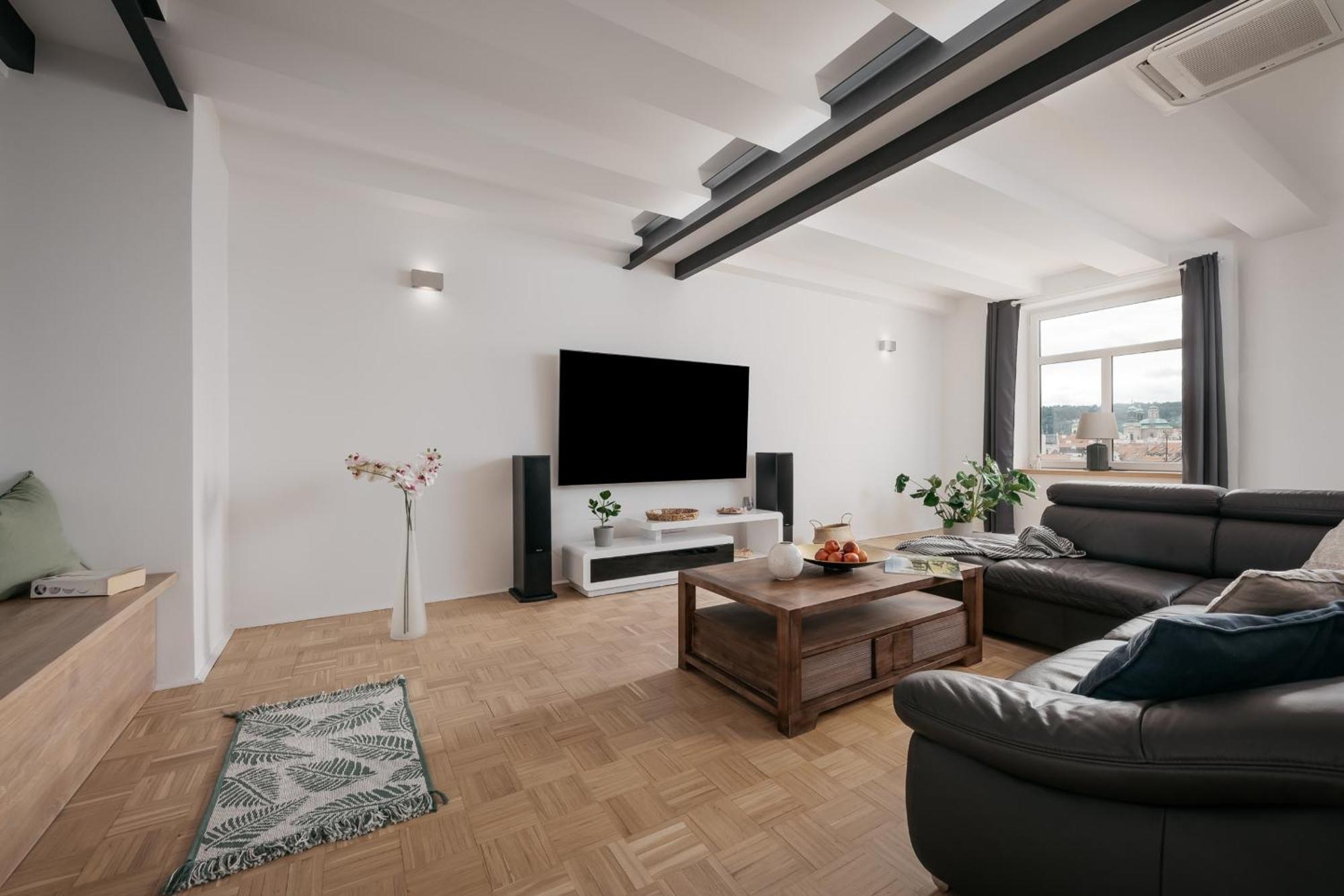 Dot 3 Bdr Apartment With Tyn Cathedral View & Ac Прага Экстерьер фото